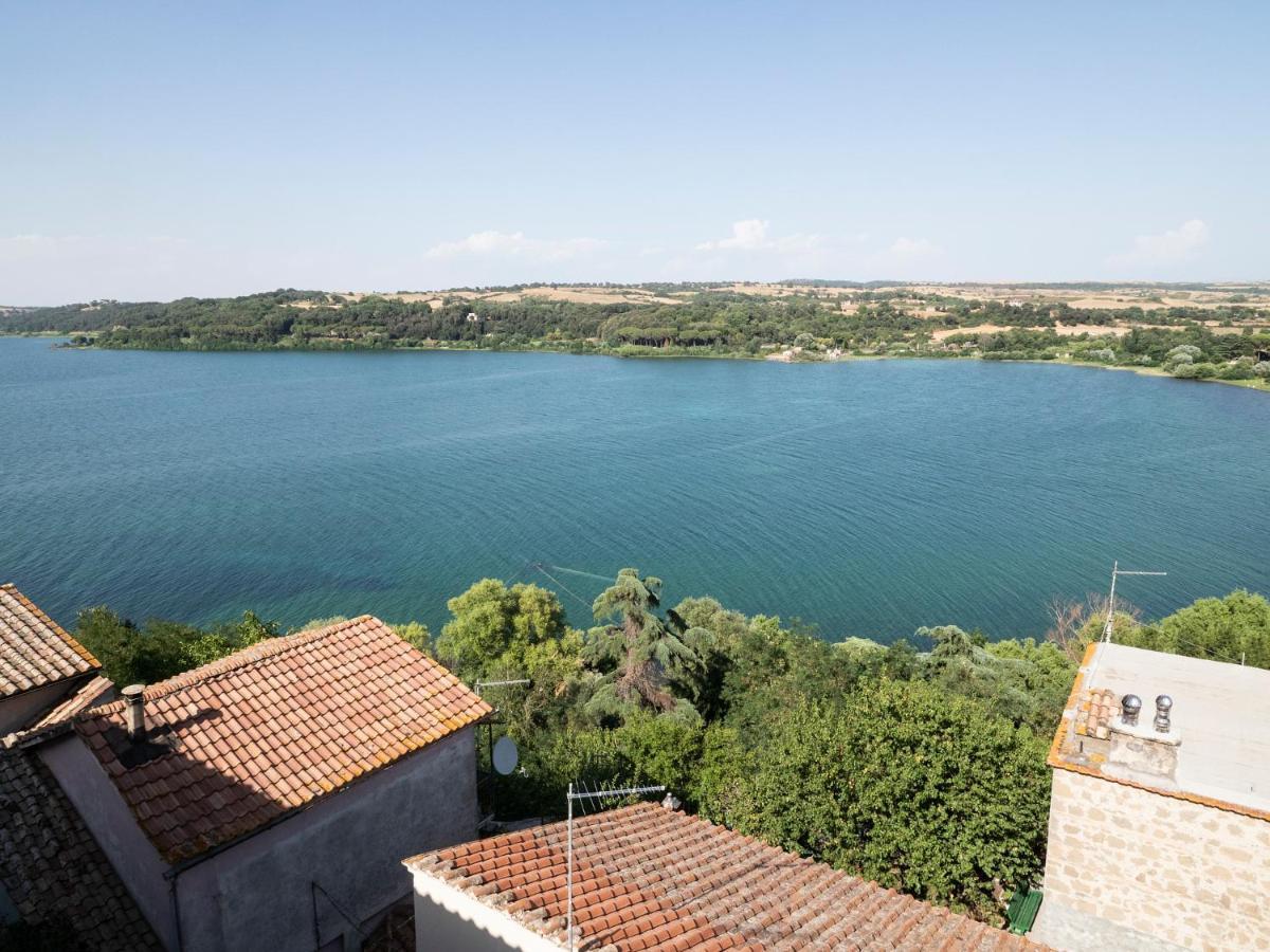 Attico Con Vista Lago - Miralago Anguillara Sabazia Exterior photo